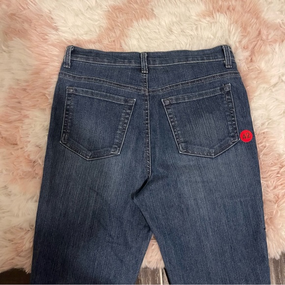 Gloria Vanderbilt Amanda Straight leg jeans Women’s Size 8 petite - Picture 2 of 3